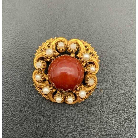 Vintage Florenza Open Work Gold Tone Faux Pearl Dark Wine Cabochon Brooch - Picture 1 of 5